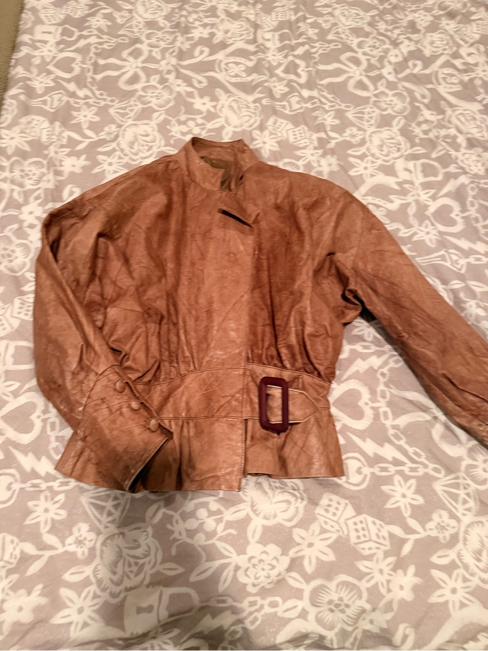 Vintage 80s leather jacket